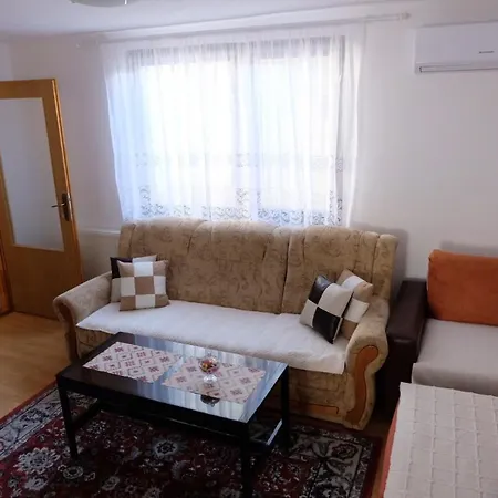 Ammy Apartment *