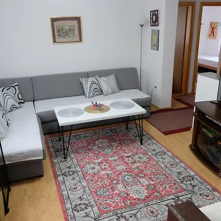 Ammy Apartment